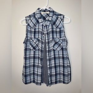 Women’s plaid button up tank top